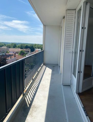 Location Appartement 3 pièces 75m² - Photo 3