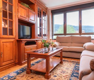 Piso de alquiler en Oviedo - Cl Emilio Llaneza, 13, Corredoría - La... - Photo 2