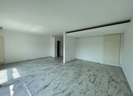 Appartement à louer 3 pièces • Marseille 8 - Photo 2