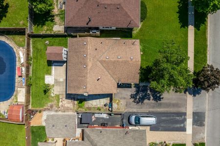 For Lease - 49 Grove Avenue, St. Catharines, Ontario - Photo 4