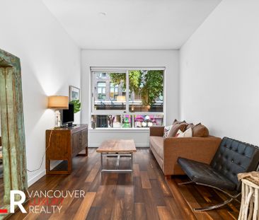 Condo in Downtown Vancouver, BC - Photo 3