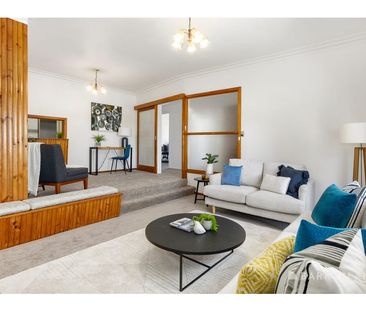 Charming Home in Prime Location - Photo 2