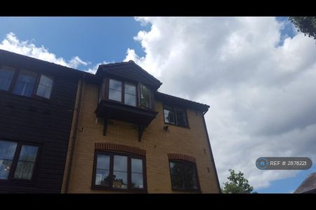 1 bedroom flat to rent - Photo 3
