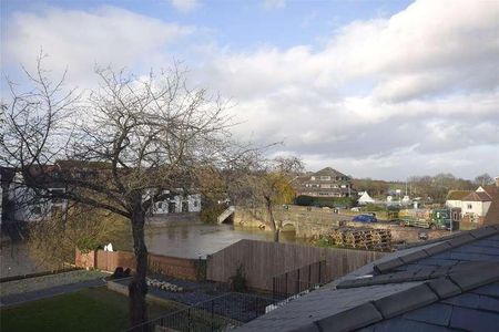 High Street, Tewkesbury, Gloucestershire, GL20 - Photo 2