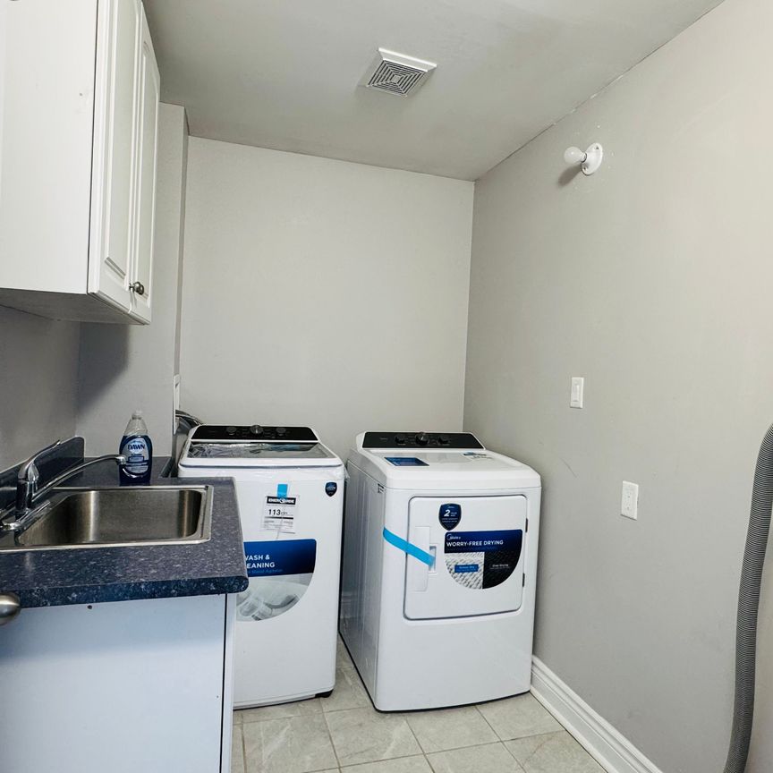 For Lease - 1448 Outlet Drive Unit# 1, Oshawa, Ontario - Photo 1