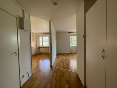 Svärdsliljegatan 1 C, Västerås - Photo 3