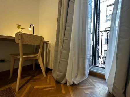 Calle de la Victoria, Madrid, Community of Madrid 28012 - Photo 5