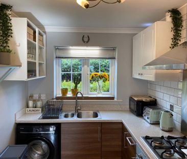 2 bedroom terraced house to rent - Photo 1