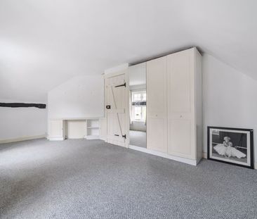Mill Lane, Godalming, Surrey, GU7 - Photo 2