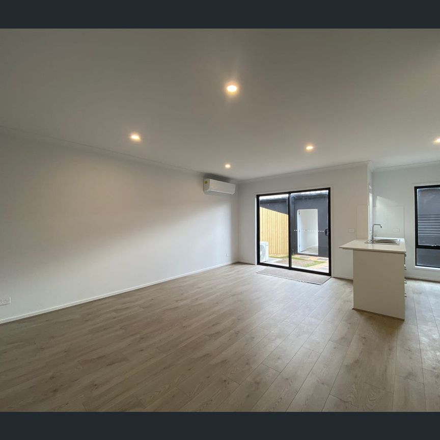 167 Vearings Road, Wollert, Vic 3750 - Photo 1