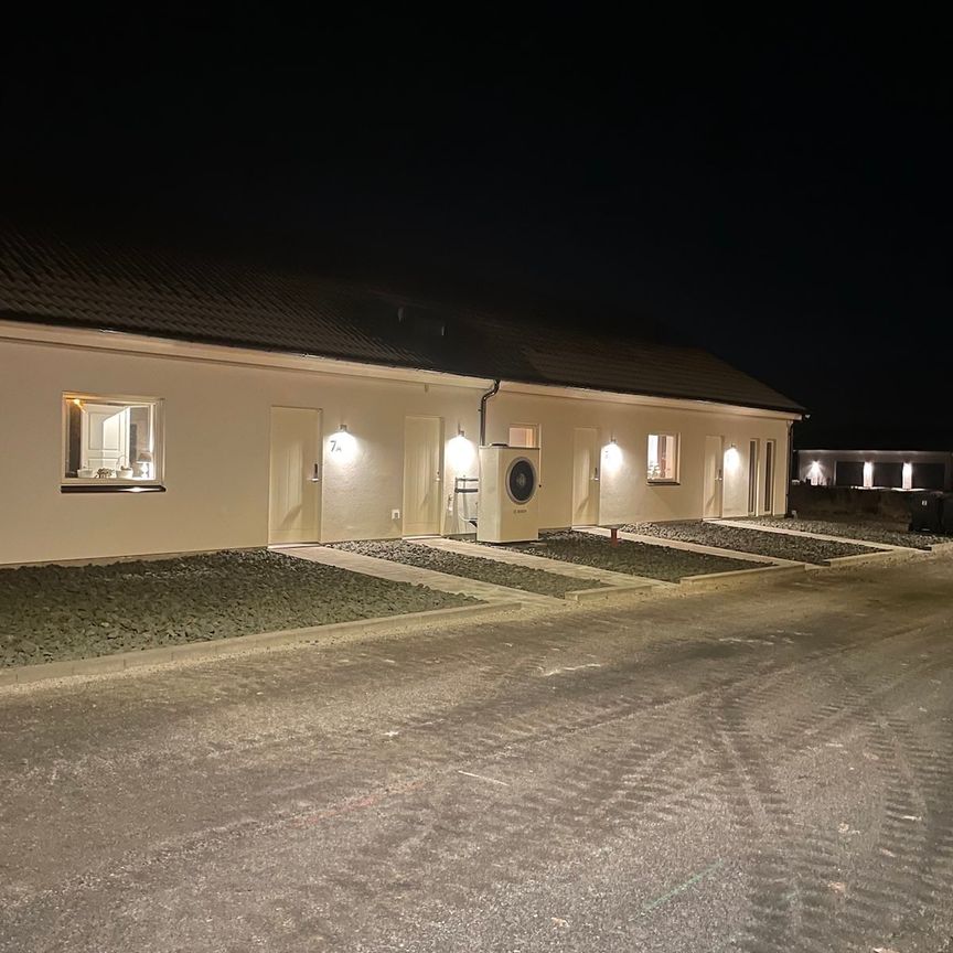 Osbyholm Vårbruksvägen, Hörby - Photo 1