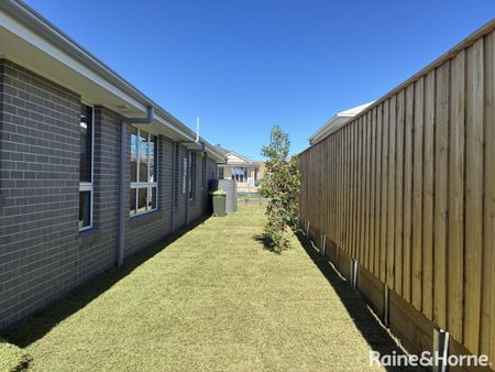 McDonald Jones 4 x Bedroom Executive home in the new Ashbourne Estate - Photo 5
