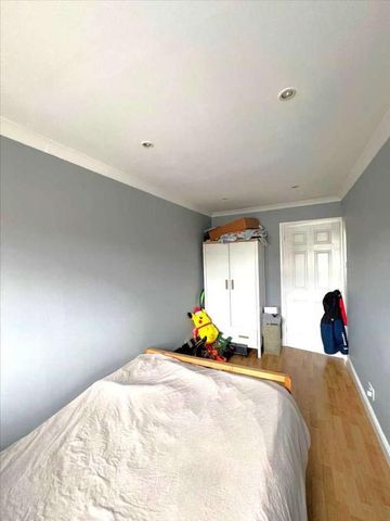 Town Pier, Gravesend, DA11 - Photo 2