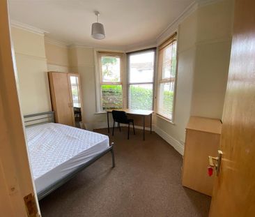 6 bedroom terraced house to rent - Photo 5