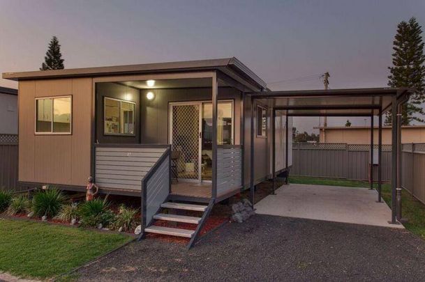 Home for Rent... NO BOND... NO LOCK IN LEASE/CONTRACT... 40+ Living - Photo 1