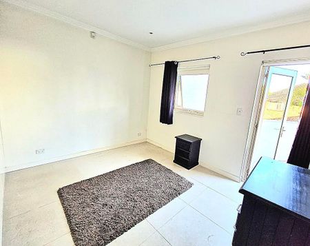 Abbotsford - Photo 3