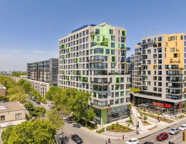Vue Apartments | 7407 rue Mountain-Sights, Montreal - Photo 1