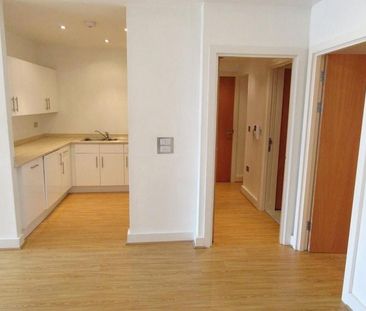 1 bedroom flat to rent - Photo 6
