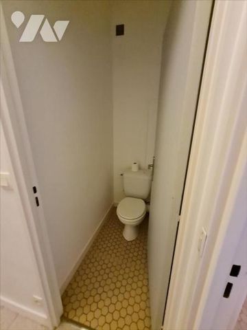 Appartement au 4ème étage sans ascenseur - A LOUER - TOURS SUD - Photo 5