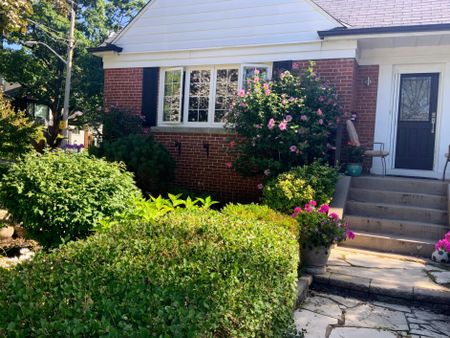 For Lease - 27 Wood Glen Road Unit# MAIN, Toronto, Ontario - Photo 2