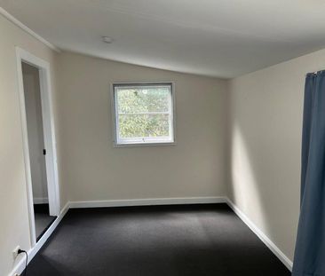 Springdale - Photo 2