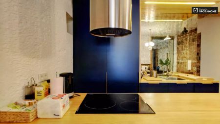 2-bedroom apartment for rent in Embajadores, bills included - Foto 4