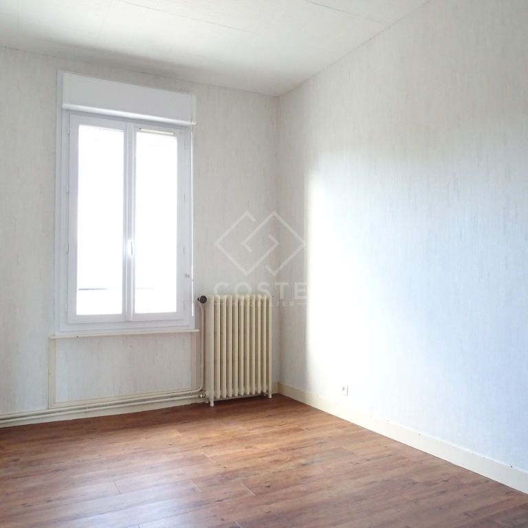 QUARTIER ARMAND DUTREIX, Maison T3 rénovée de 71m² avec jardin + garage ! - Photo 1