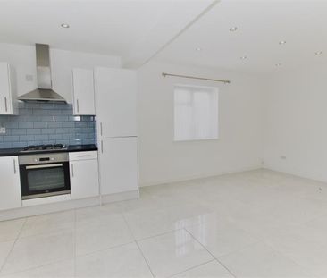 2 bedroom maisonette to rent - Photo 1