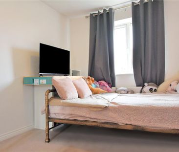 3 bedroom link detached house to rent - Photo 5