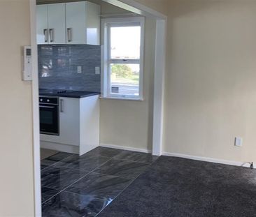 PAPAKURA, 2 BEDROOMS - Photo 4