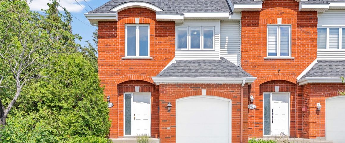 À louer / Maison à étages - Photo 1