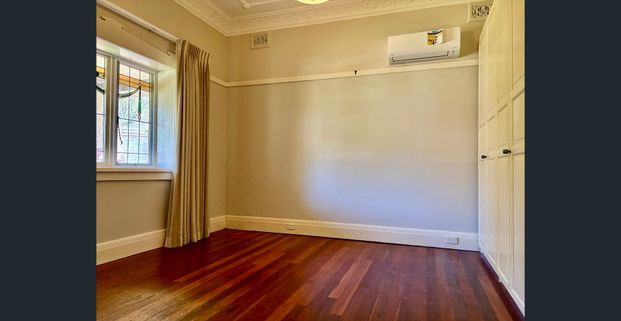 Modern and Stylish Family Home Situated in Ultra-Convenient Location - Photo 1