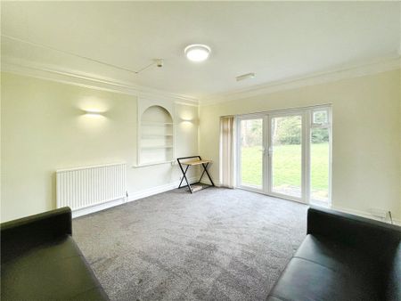 Barrsbrook, Guildford Road - Photo 4