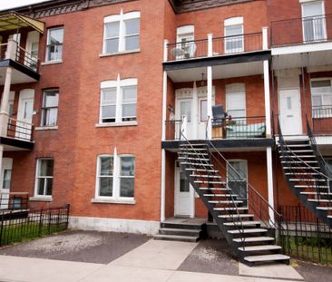 586 Cuvillier, #A - Photo 6