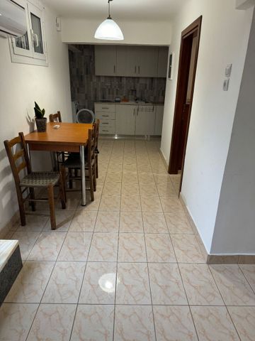 Διαμέρισμα για ενοικίαση Μητρόπολη (Νίκαια) - Photo 3