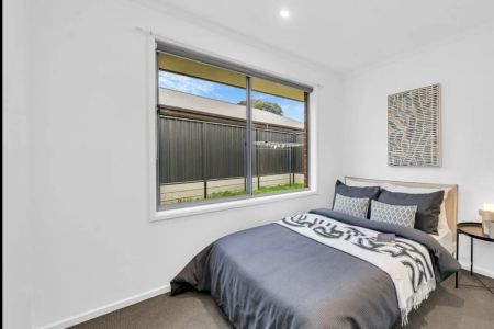 Modern & Low-Maintenance Living in Elizabeth East - Photo 2