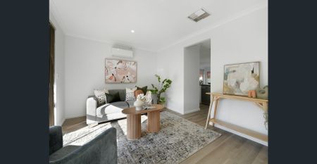 Family Living in Prime Huntingdale Location - $800 per week - Photo 5