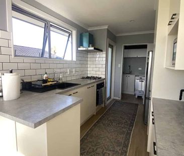 Ruskin Road Abode - Photo 2