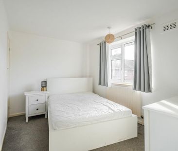 5 bedroom semi-detached house to rent - Photo 5