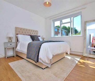 Telford Court, Guildford, Surrey, GU1 - Photo 4