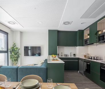 Calle Elche, Sevilla, Andalusia 41013 - Photo 3