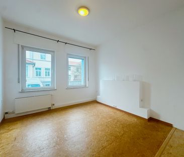 Großzügige Wohnung mit Wintergarten, Kaminofen und Einbauküche nahe... - Photo 5