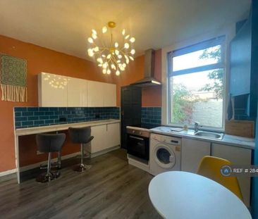 2 bedroom terraced house to rent - Photo 5