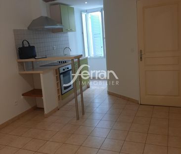 Location Appartement 2 pièces 40m² TRANS EN PROVENCE 83720 - Photo 1