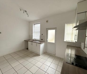 2 bedroom terraced house to rent - Photo 6