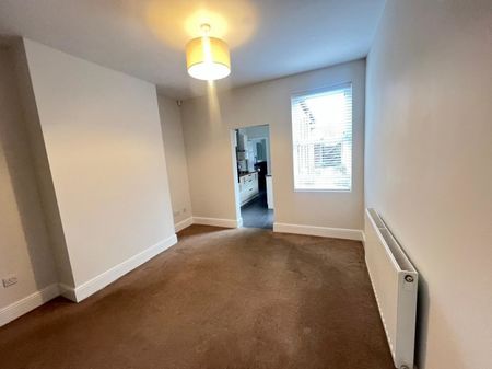 Westwood Road, Coventry - - Photo 2
