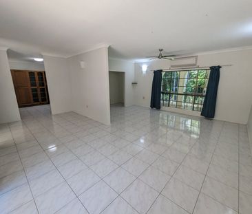 LARGE HOME!!!! - Photo 1