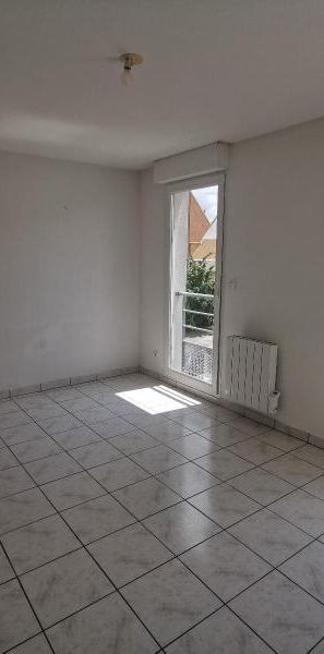 Location Appartement 1 pièce 24m² ANGOULEME 16000 - Photo 1