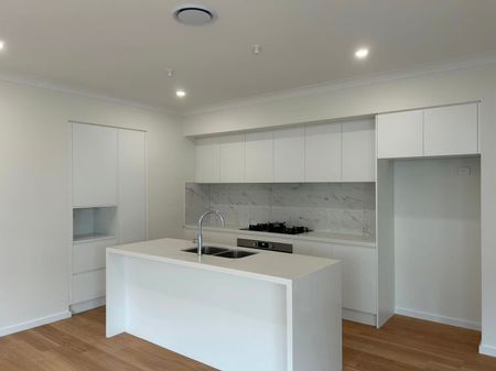 30 Garforth Glade Marsden Park - Photo 2