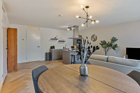 Appartement te huur: Willem de Zwijgerstraat 8-C 3043 VD Rotterdam - Photo 2